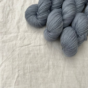 Dove ⎈ Old Salt - No Nylon Sock